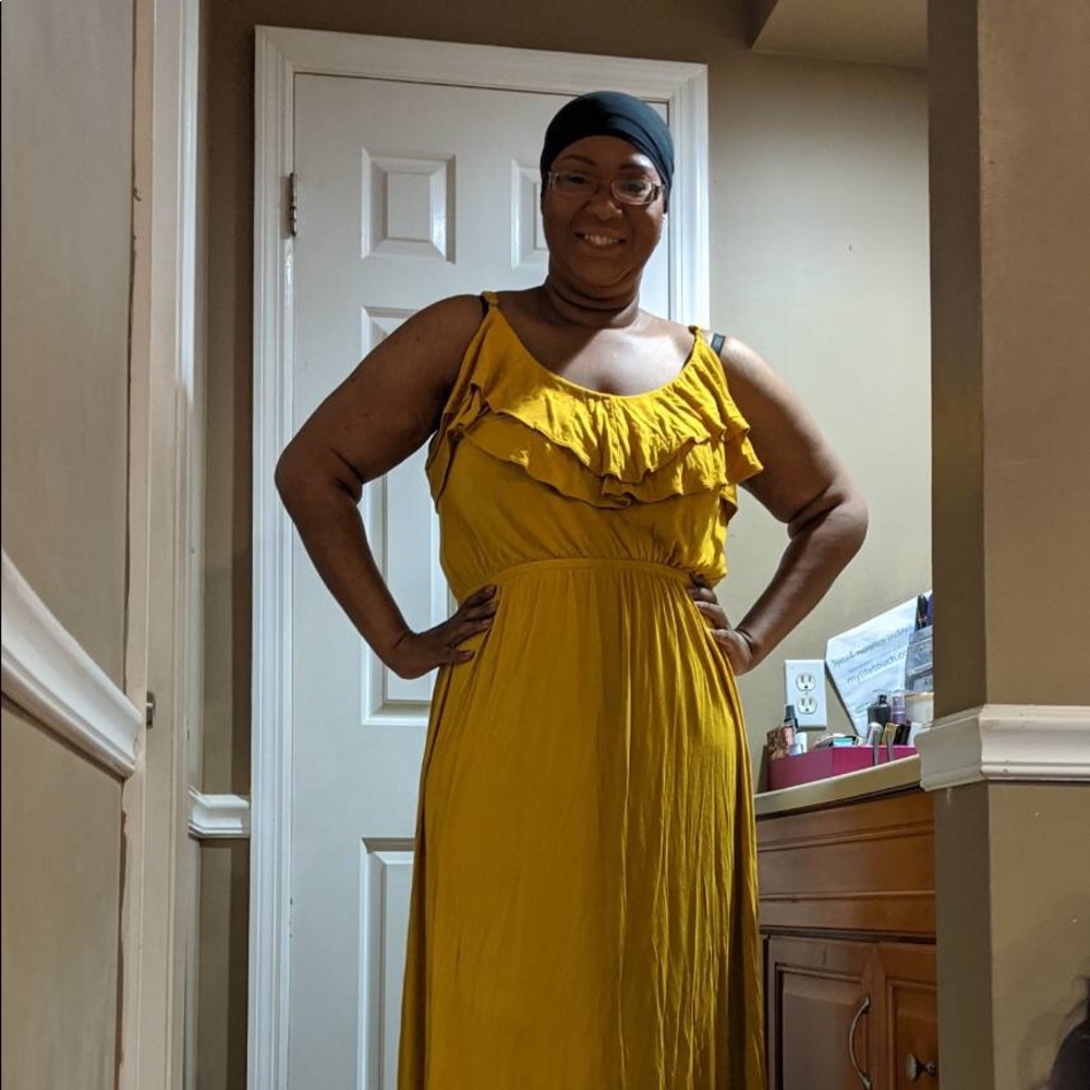 IT’S A REPOSH!! Lot of 3 Forever 21 maxi dresses.